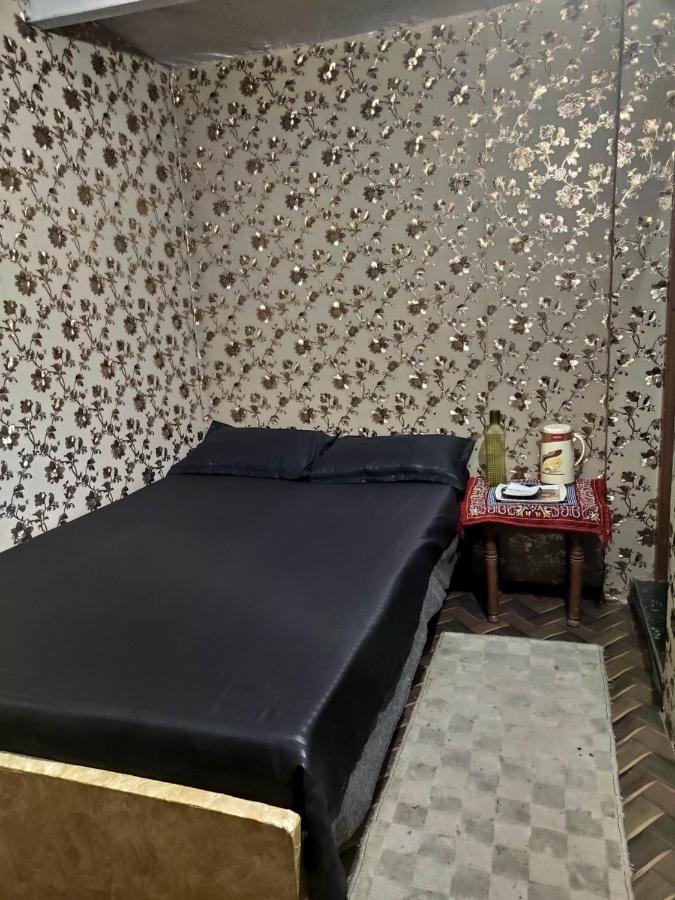 Ira Homestay Mathura - Divine Spiritual Stay المظهر الخارجي الصورة